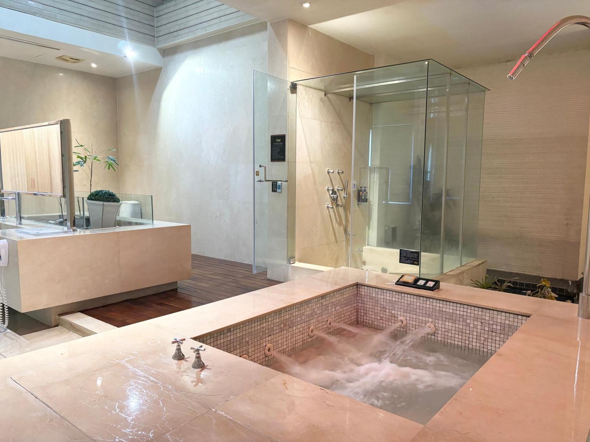 טאיצ'ונג Xiadu Motel מראה חיצוני תמונה